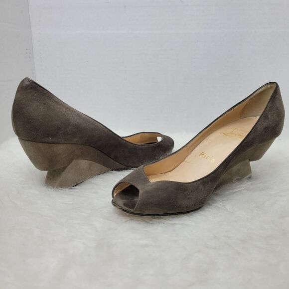 Christian Louboutin Brown Suede Wedge Sole Peep Toe Pumps Shoes Size 6 US - Picture 5 of 8